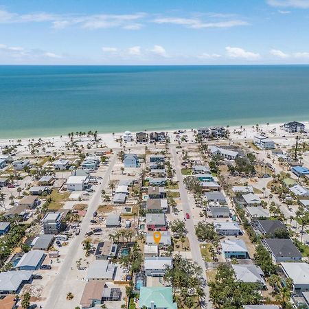 140 Barefoot Bungalow: 4Br/2Ba W/ Heated Pool! Fort Myers Beach Εξωτερικό φωτογραφία