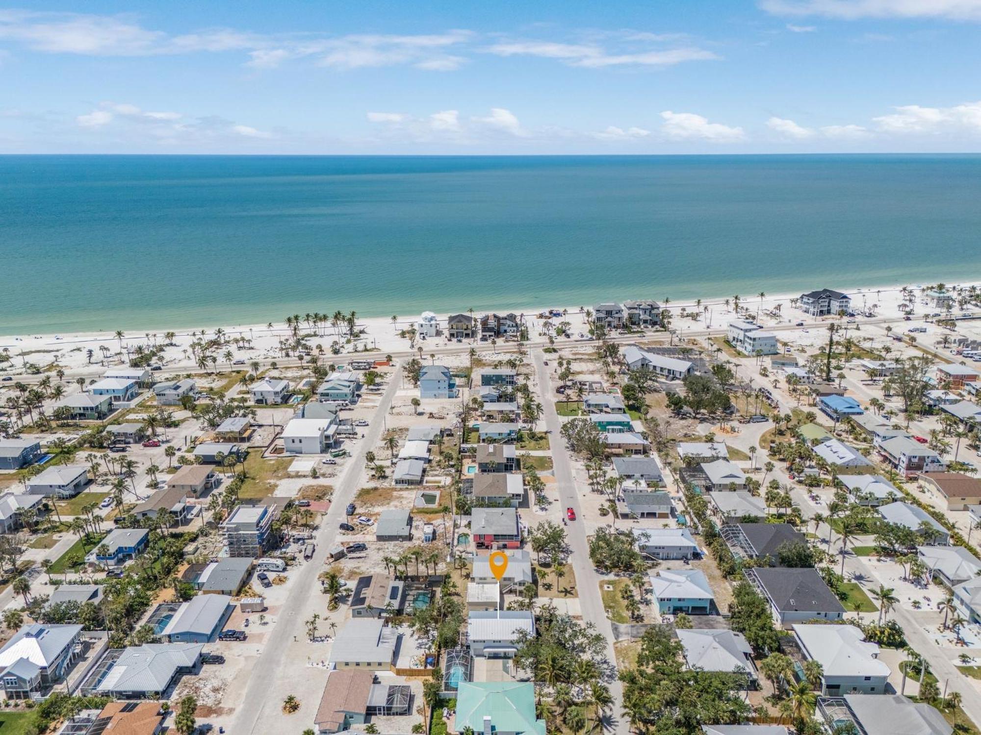 140 Barefoot Bungalow: 4Br/2Ba W/ Heated Pool! Fort Myers Beach Εξωτερικό φωτογραφία